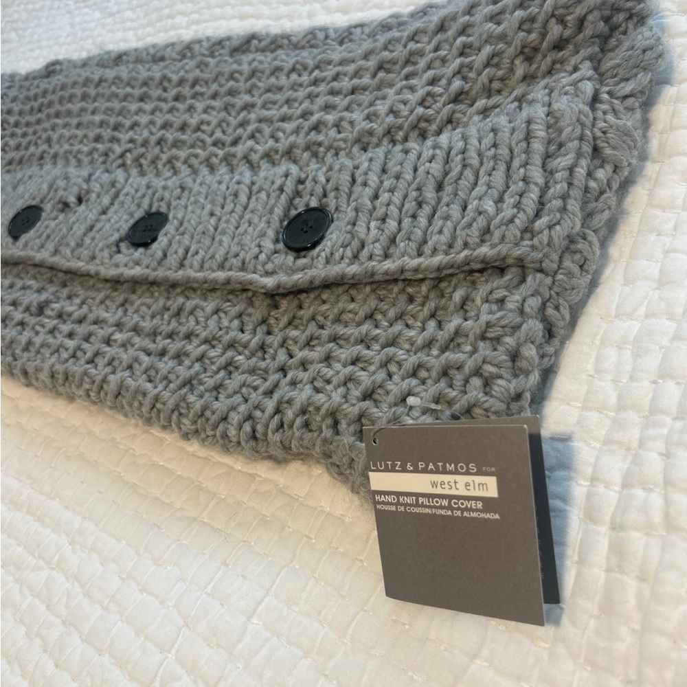 Lutz & Patmos Gray Knit Pillow Cover